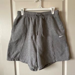 Sweatshorts